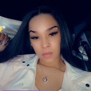 Meet your Posher, Angaleen